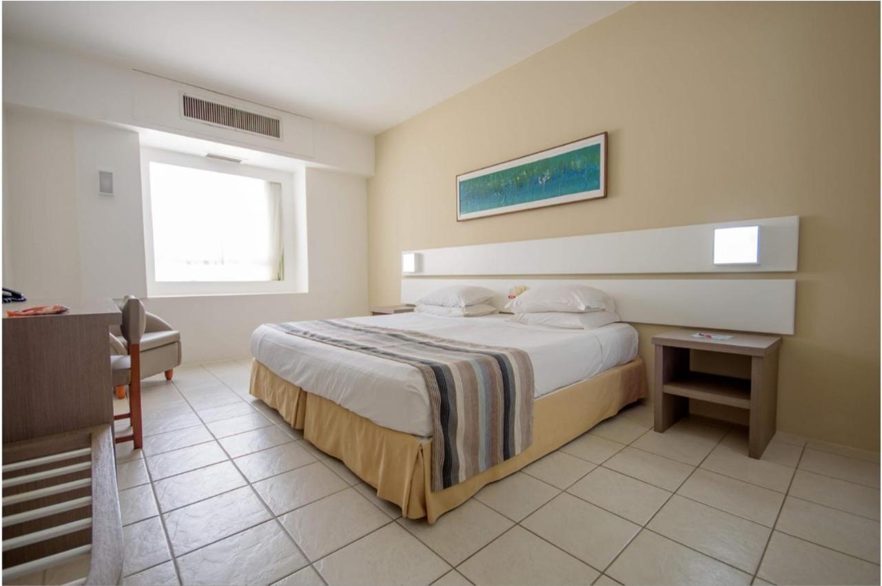Oasis Atlantico 3*